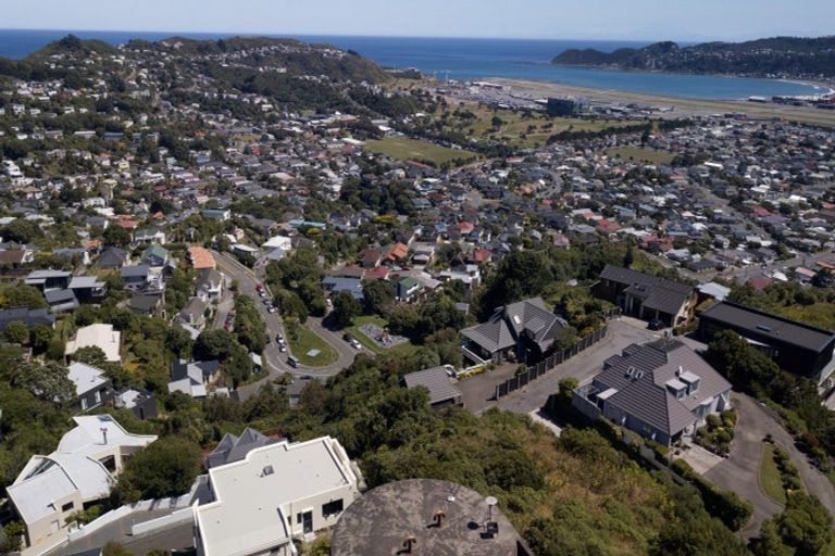 Photo of property in 65a Seatoun Heights Road, Seatoun, Wellington, 6022