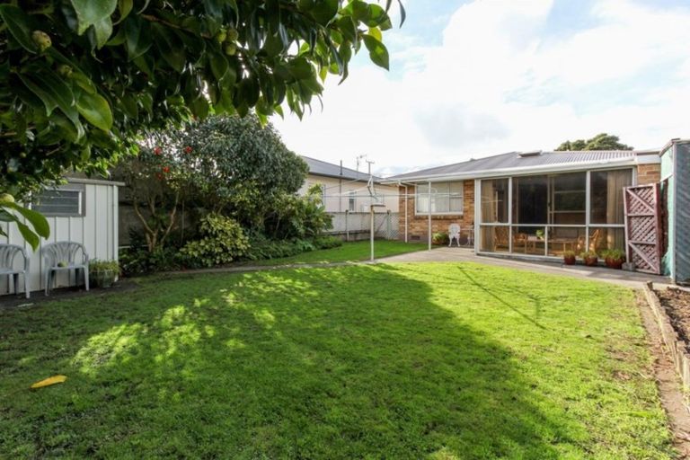 Photo of property in 40 Richmond Street, Fitzroy, New Plymouth, 4312