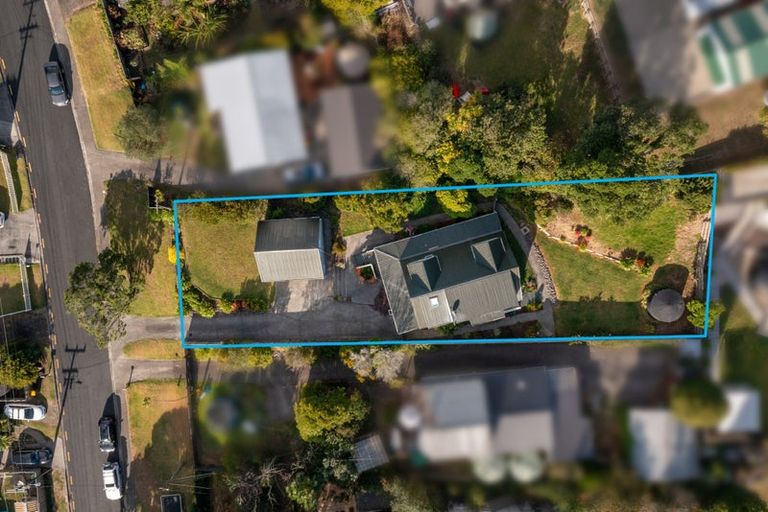 Photo of property in 83 Stillwater Crescent, Stillwater, Silverdale, 0993