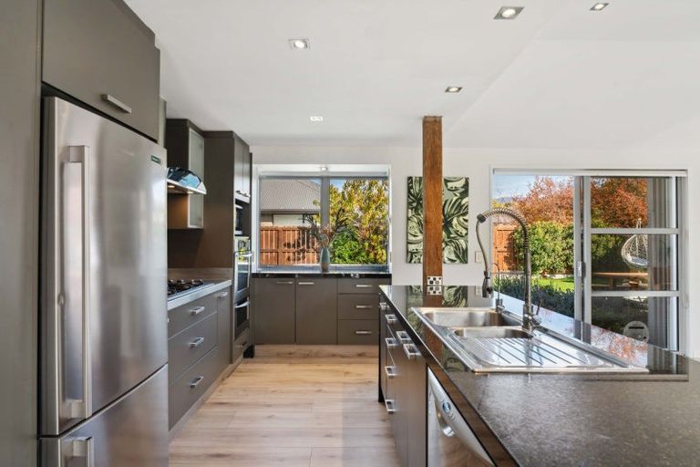 Photo of property in 5 Crawford Place, Lake Hayes, Queenstown, 9304