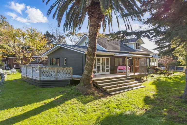 Photo of property in 160 Matai Road, Raumati Beach, Paraparaumu, 5032