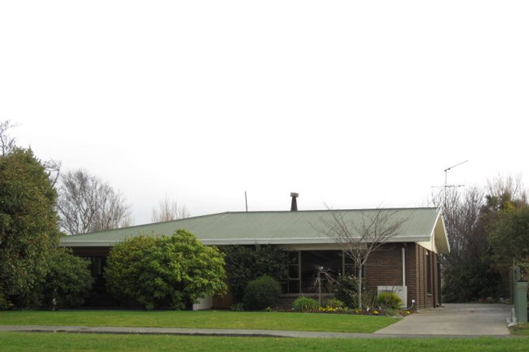 Photo of property in 774 Queens Drive, Waikiwi, Invercargill, 9810