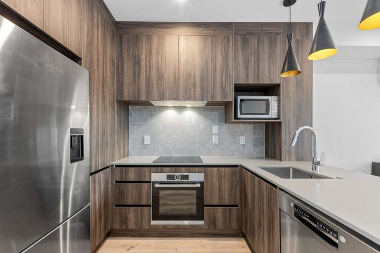 Photo of property in 5 Longshore Drive, Long Bay, Auckland, 0630