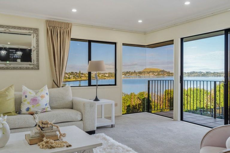 Photo of property in 38 Venus Place, Half Moon Bay, Auckland, 2012