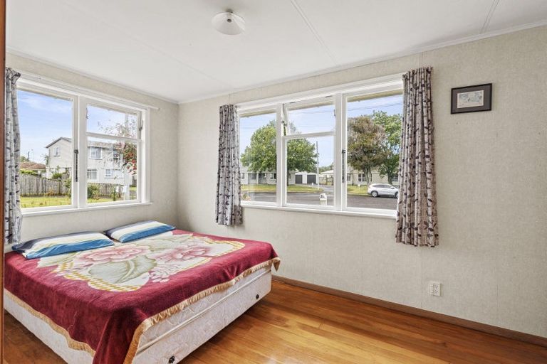 Photo of property in 5 Ventura Grove, Bulls, 4818