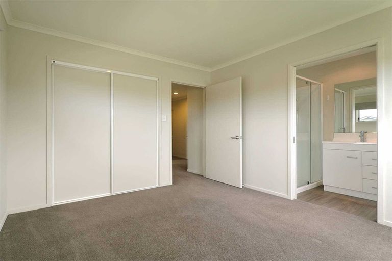 Photo of property in 1 Burford Way, Rolleston, 7615