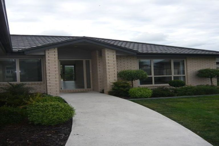 Photo of property in 129 Saint James Drive, Huntington, Hamilton, 3210