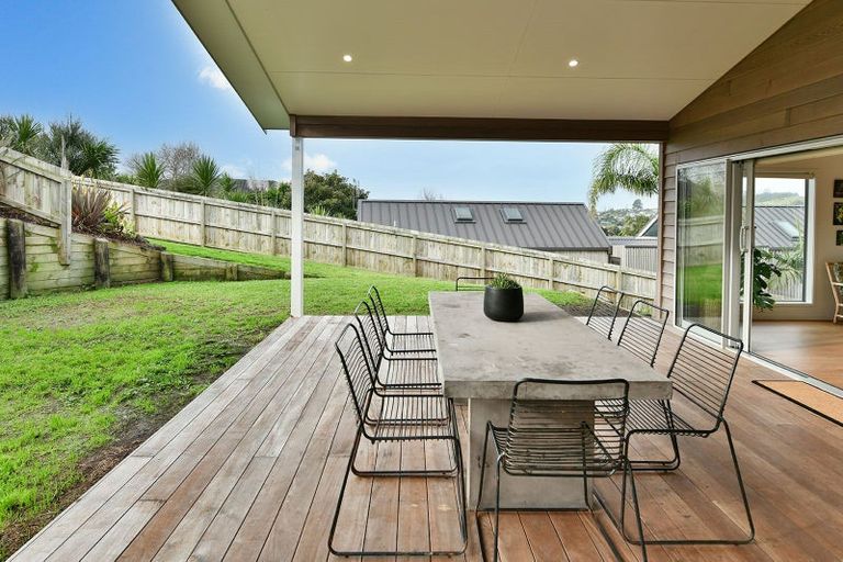 Photo of property in 76 Solan Drive, Waimauku, 0812