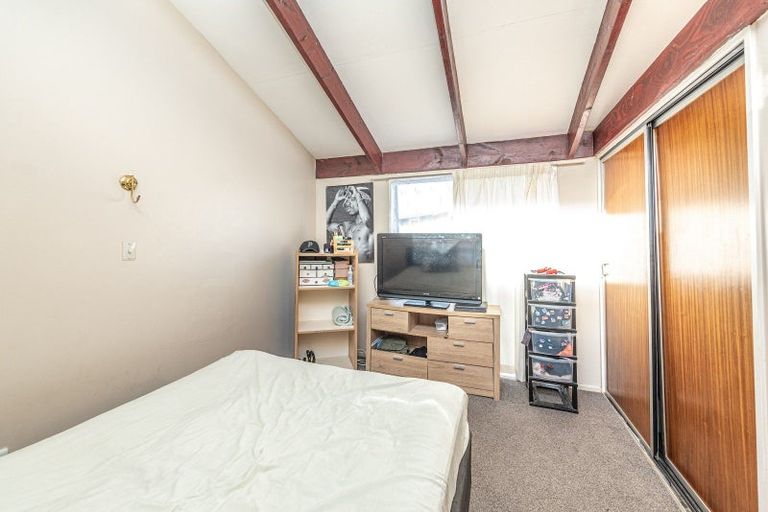 Photo of property in 19a Egmont Street, Castlecliff, Whanganui, 4501