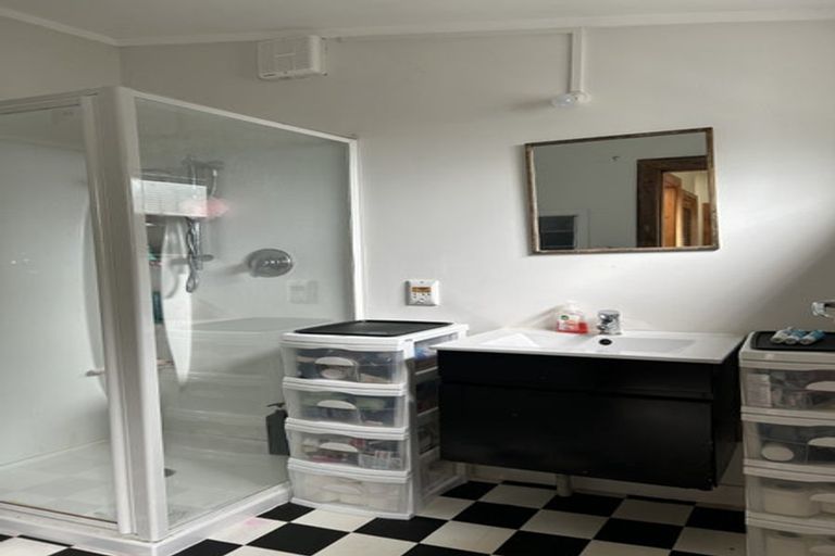 Photo of property in 60 Honiana Te Puni Street, Aro Valley, Wellington, 6021