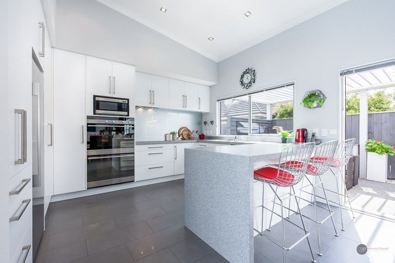 Photo of property in 4 Cornwall Street, Hutt Central, Lower Hutt, 5010