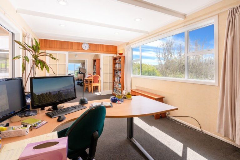 Photo of property in 47 Bracken Road, Paparangi, Wellington, 6037