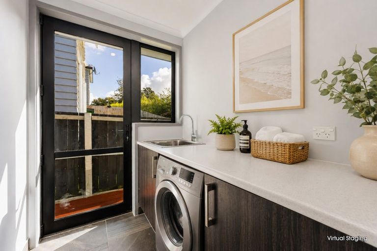 Photo of property in 2/65e Metcalfe Road, Ranui, Auckland, 0612