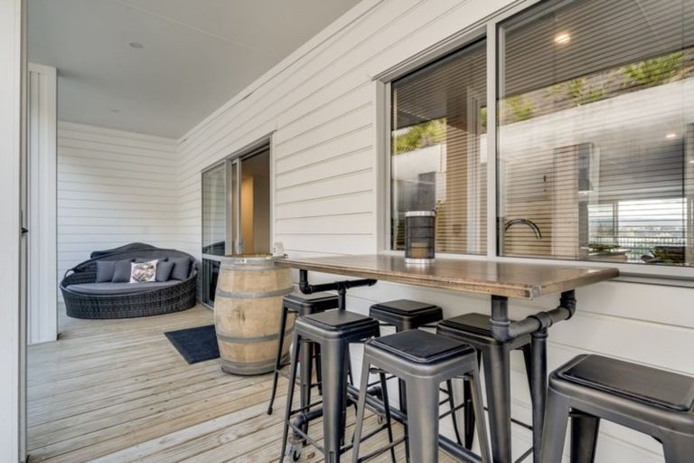 Photo of property in 12 Gyle Place, Pyes Pa, Tauranga, 3112