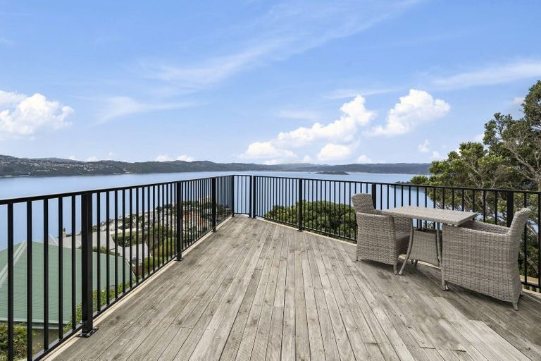 Photo of property in 4 Robieson Lane, Roseneath, Wellington, 6011