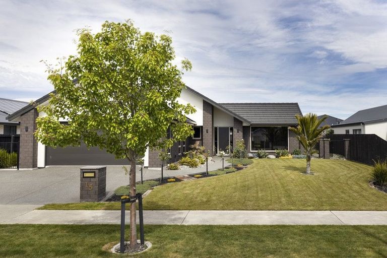 Photo of property in 15 Rose Manor Drive, Springlands, Blenheim, 7201
