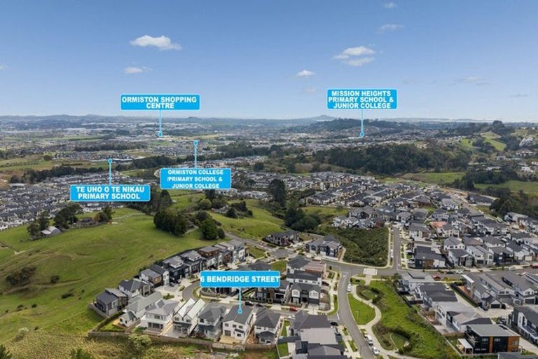 Photo of property in 6 Bendridge Street, Flat Bush, Auckland, 2019