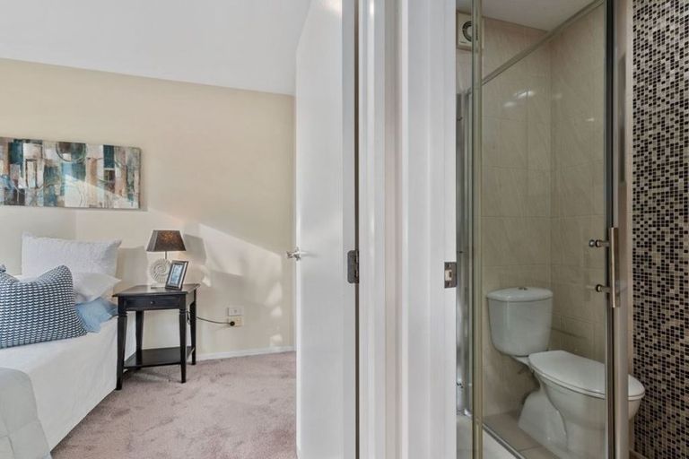 Photo of property in Hibiscus Garden, 3 Lavender Garden Lane, Oteha, Auckland, 0632