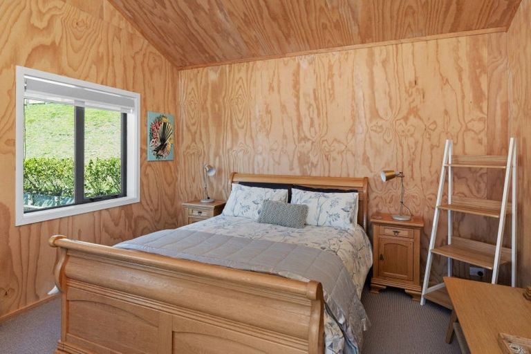 Photo of property in 64 Waipuka Road, Waimarama, Havelock North, 4294