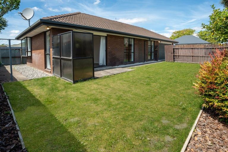 Photo of property in 2/232 Harewood Road, Bishopdale, Christchurch, 8053