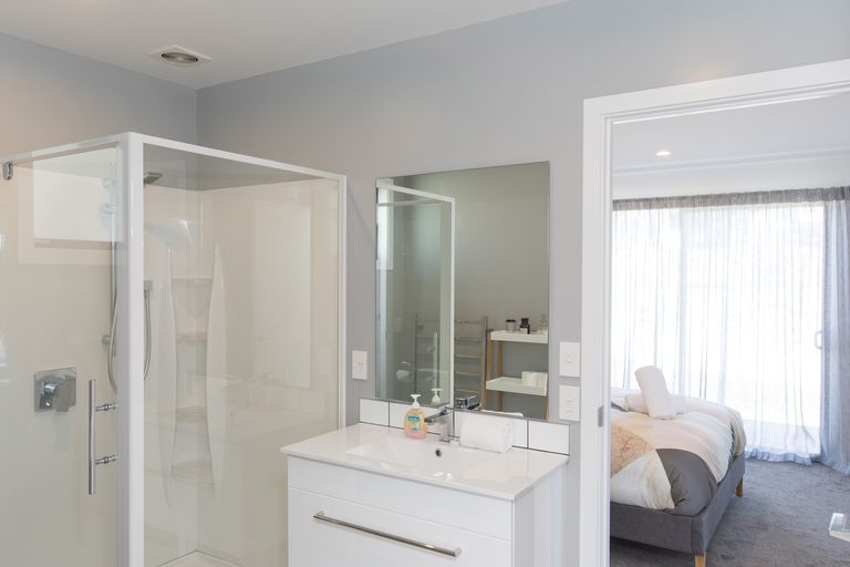 Photo of property in 20 Mistake Drive, Lake Tekapo, 7999