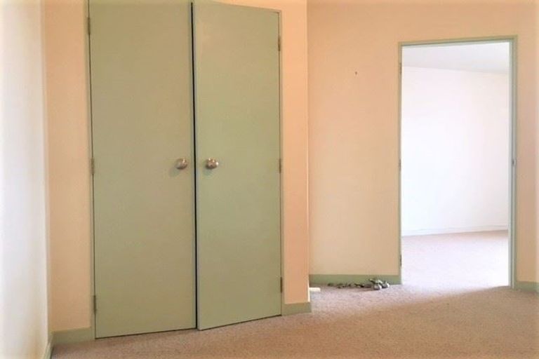 Photo of property in 11/241 Hinemoa Street, Birkenhead, Auckland, 0626