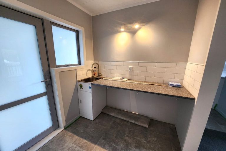 Photo of property in 7a Litchfield Place, Clarks Beach, 2122