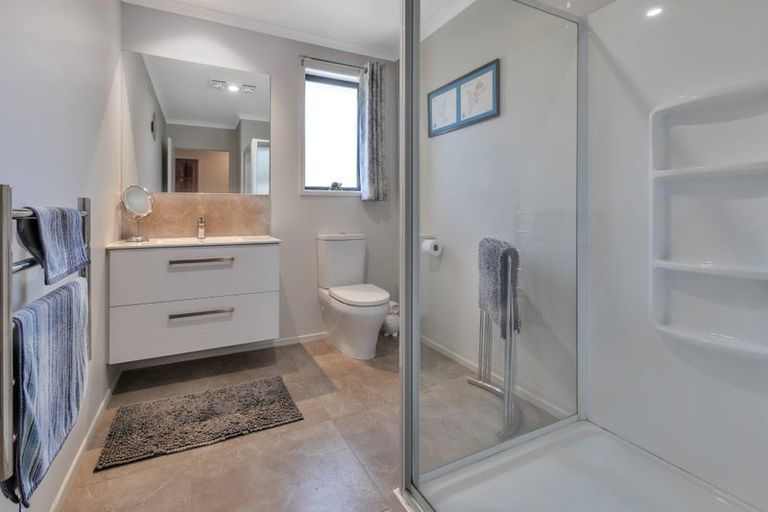 Photo of property in 3 Green Estate Drive, Waipu, 0510