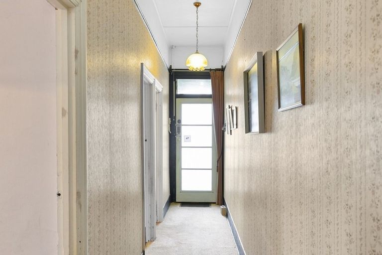 Photo of property in 47 Riddlers Crescent, Petone, Lower Hutt, 5012