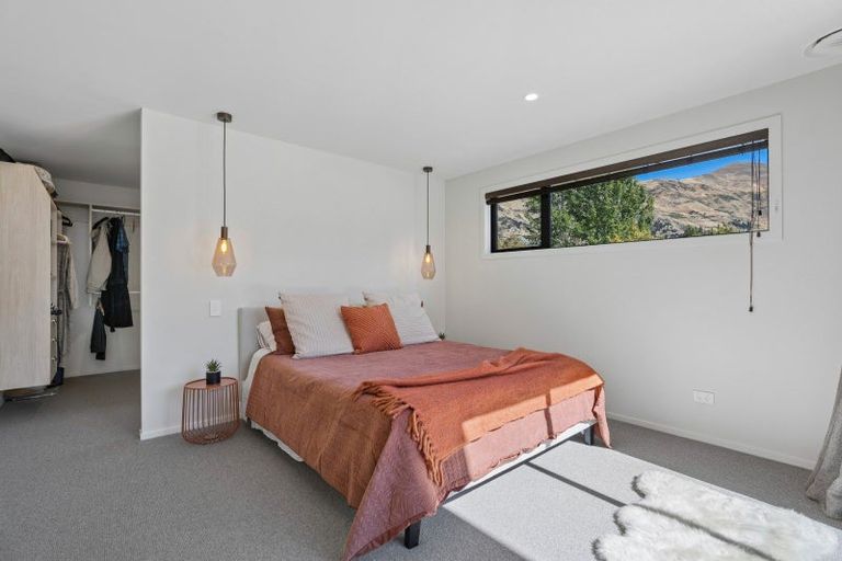 Photo of property in 3 Kamana Rise, Wanaka, 9382