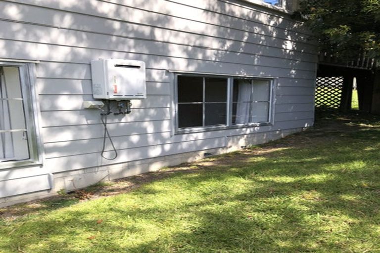 Photo of property in 2/39 Bayview Road, Bayview, Auckland, 0629