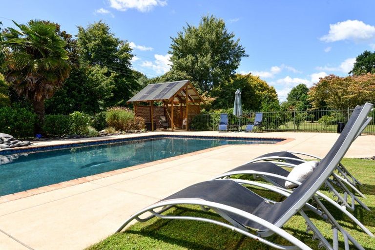 Photo of property in 14 Rosebanks Drive, Tamahere, Hamilton, 3283