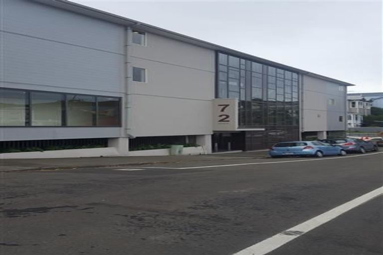 Photo of property in Luxford Villas, 116/72 Herald Street, Berhampore, Wellington, 6023