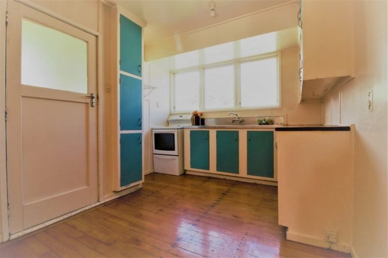 Photo of property in 11 Huia Street, Waiuku, 2123