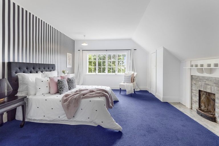 Photo of property in 2 Cluny Avenue, Kelburn, Wellington, 6012