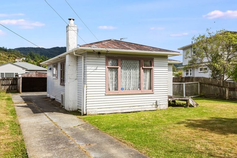 Photo of property in 79 Moohan Street, Wainuiomata, Lower Hutt, 5014