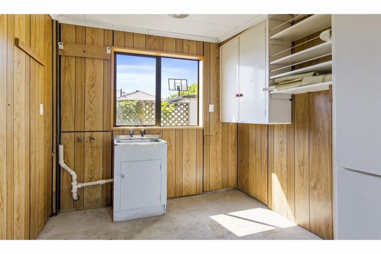 Photo of property in 2 Hertnon Street, West End, Timaru, 7910