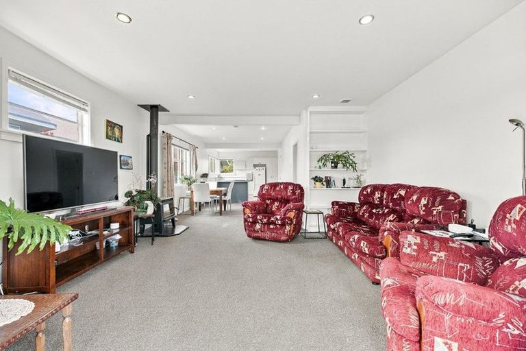 Photo of property in 47 Rookwood Avenue, New Brighton, Christchurch, 8083