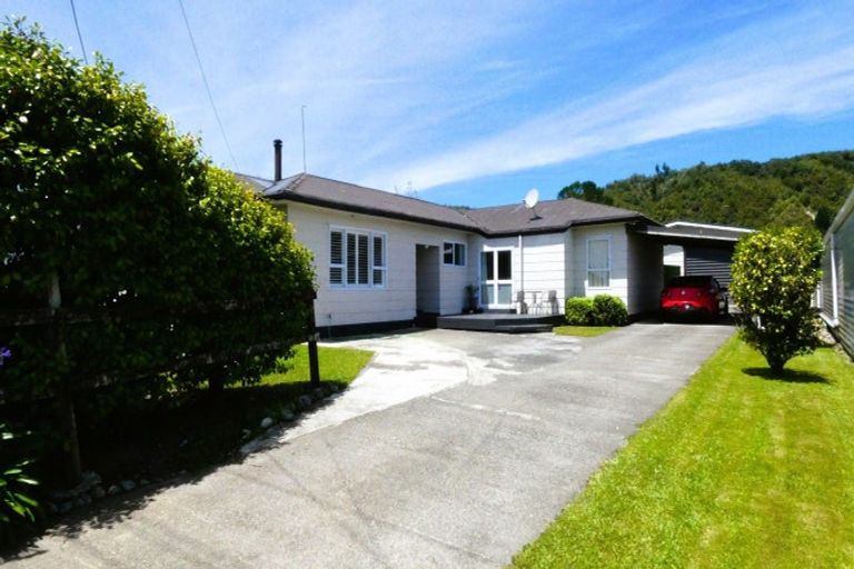 Photo of property in 62 Mcgill Street, Waimangaroa, Westport, 7891