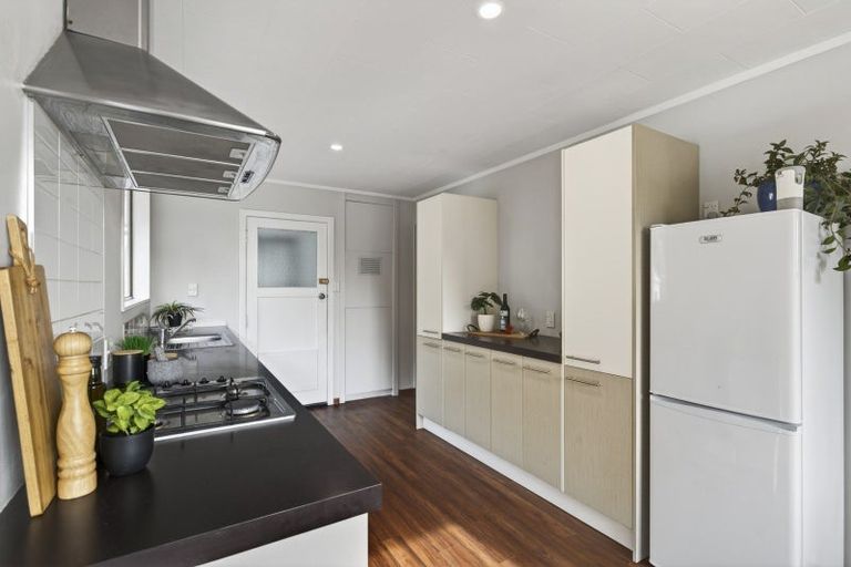 Photo of property in 69 Oranga Street, Westown, New Plymouth, 4310