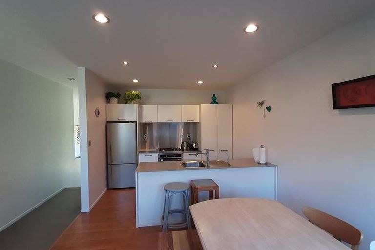 Photo of property in 76g Edmonton Road, Henderson, Auckland, 0612
