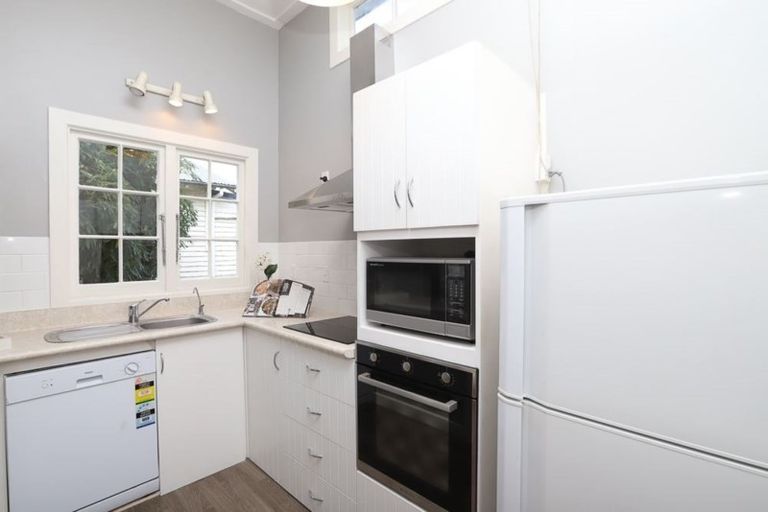 Photo of property in 71 Avalon Drive, Nawton, Hamilton, 3200