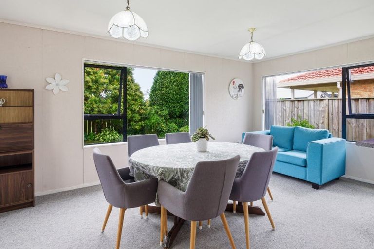 Photo of property in 9 Ashmore Place, Fairy Springs, Rotorua, 3015