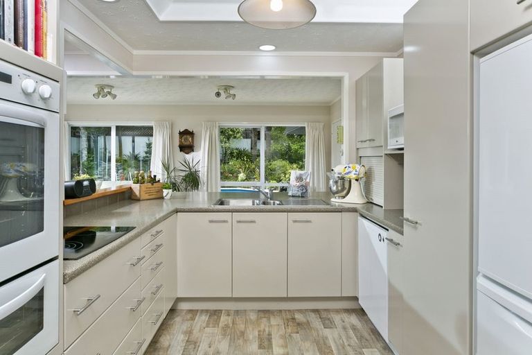 Photo of property in 60 Stapleford Crescent, Browns Bay, Auckland, 0630