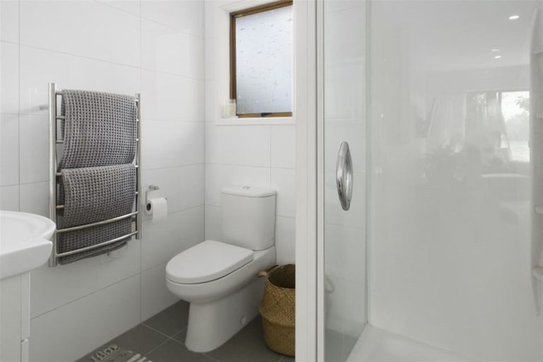 Photo of property in 3/57 Lake Road, Devonport, Auckland, 0624