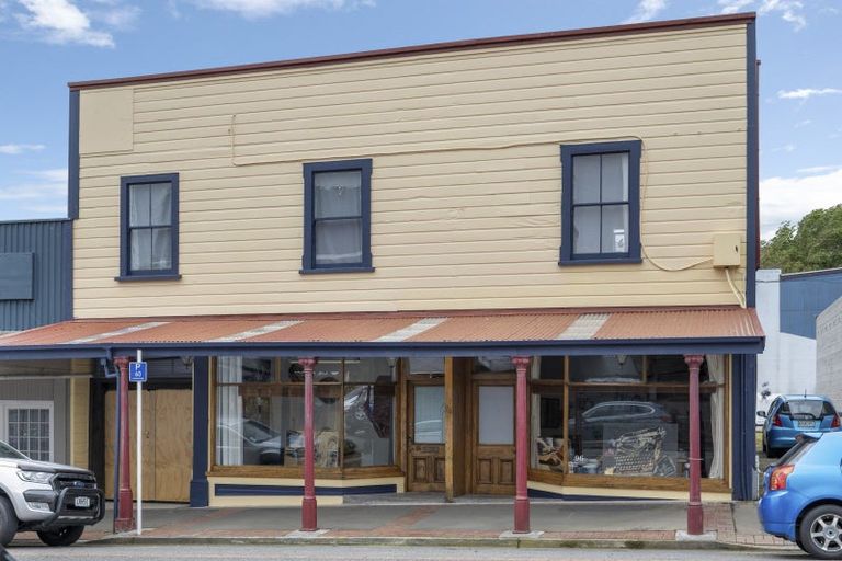 Photo of property in 96 Bridge Street, Eltham, 4322