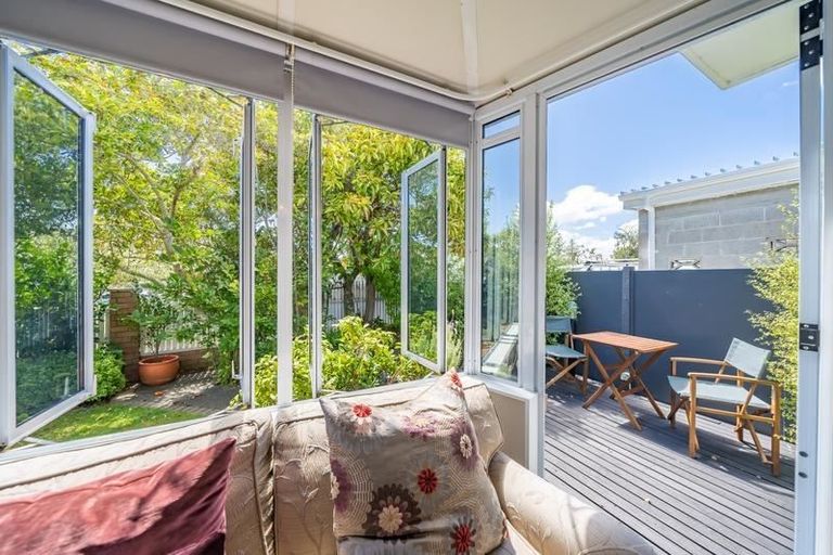 Photo of property in 68 Queens Grove, Hutt Central, Lower Hutt, 5010