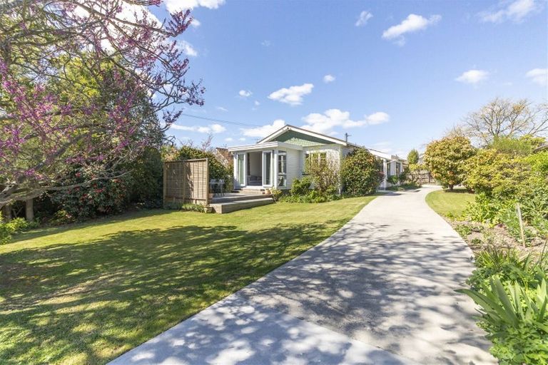 Photo of property in 26 Perry Street, Papanui, Christchurch, 8053