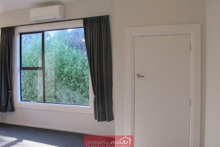 Photo of property in 14 Stone Street, Kenmure, Dunedin, 9011