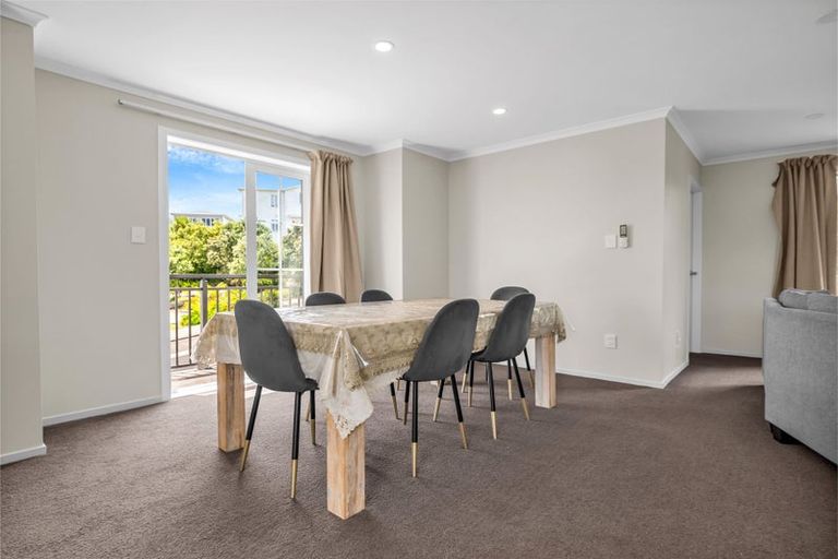 Photo of property in 1 Manawatere Way, Flat Bush, Auckland, 2019
